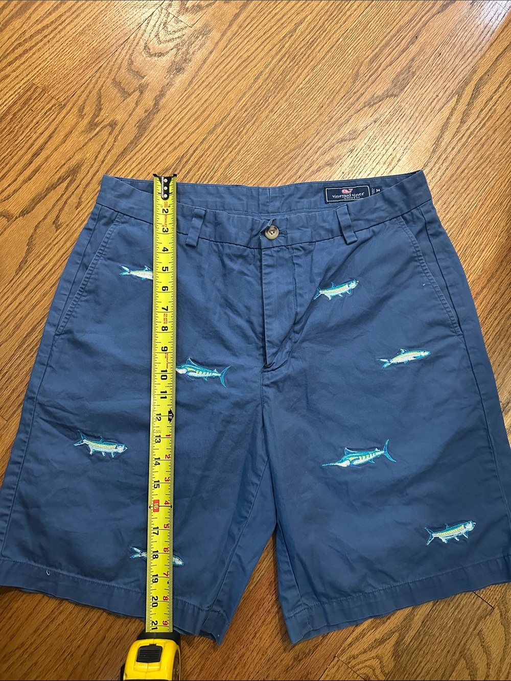 Vineyard Vines Navy Blue Embroidered Fish Chino Shorts Men's Size 34